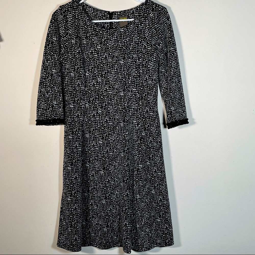 Black and white textured knit dress by Taylor size 2